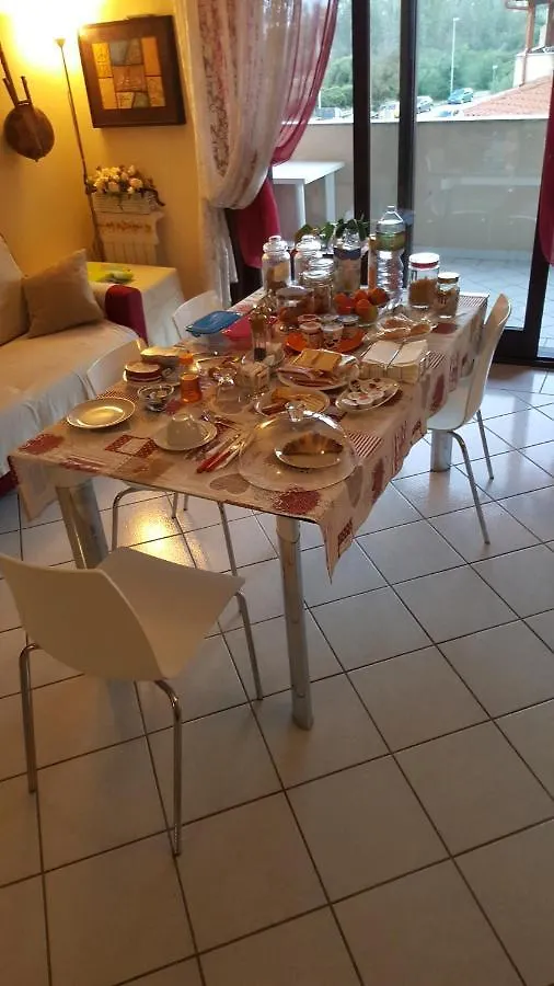 فندق مبيت وإفطار أولبيا B&B A Casa Di Monica إيطاليا