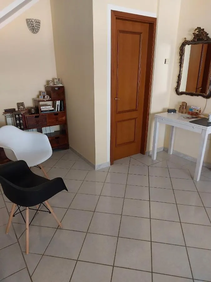 فندق مبيت وإفطار أولبيا B&B A Casa Di Monica