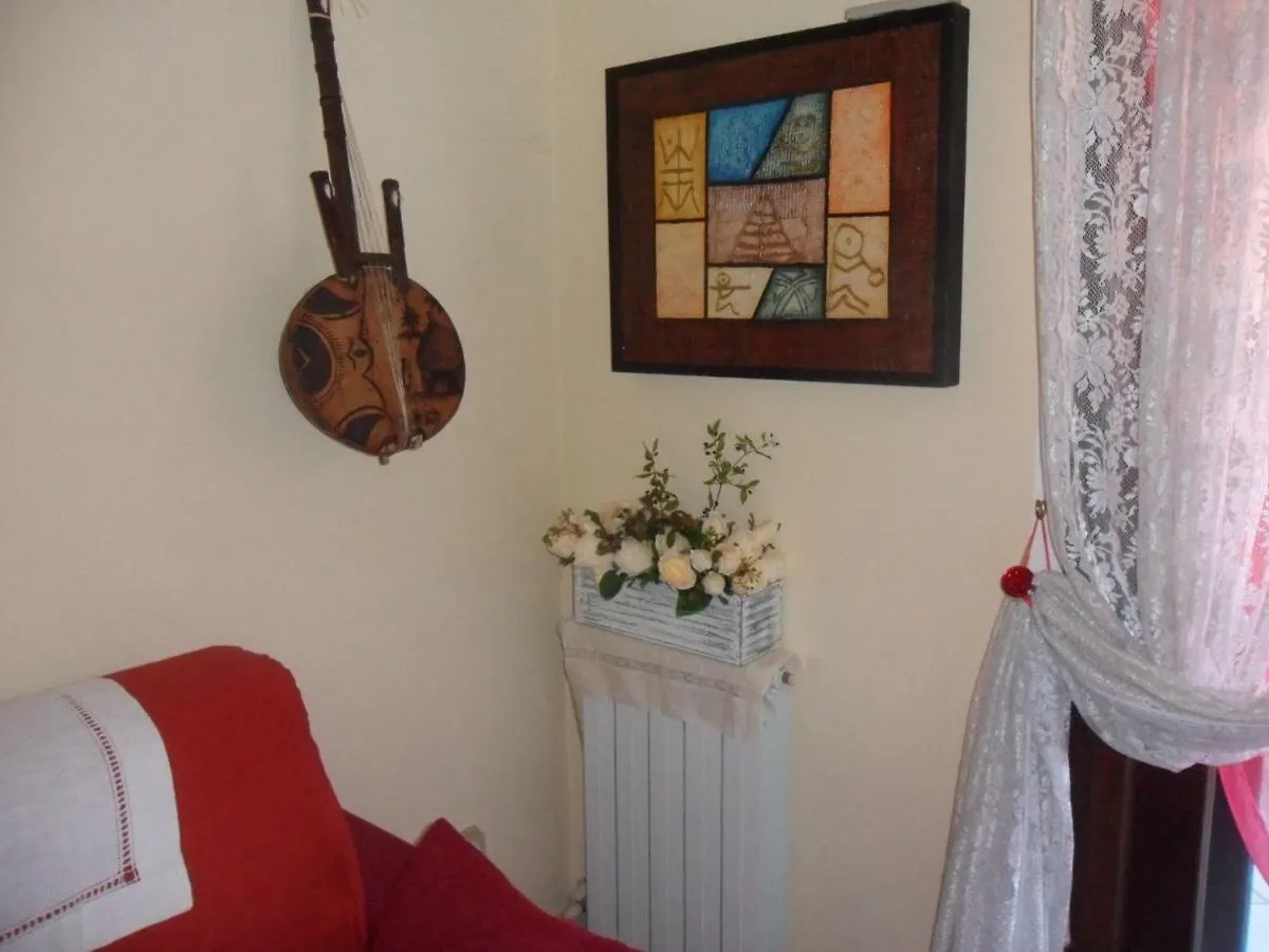 فندق مبيت وإفطار أولبيا B&B A Casa Di Monica إيطاليا